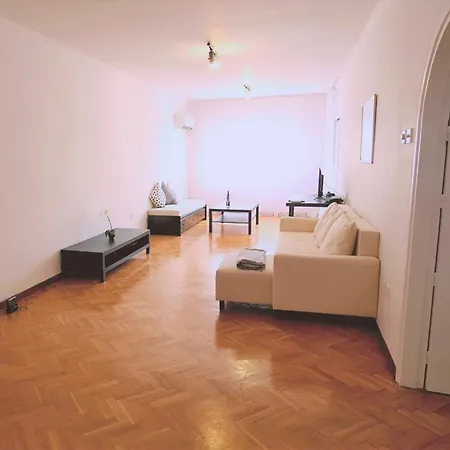 Virtuoso Apartment